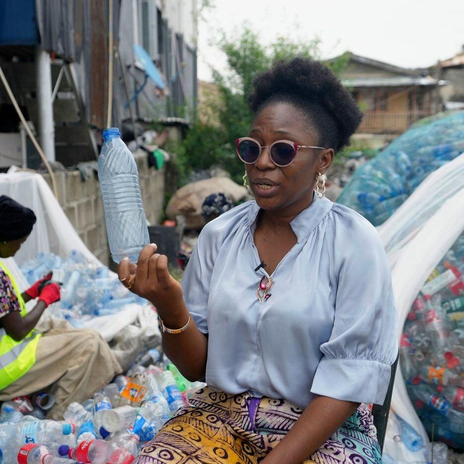 One of the world's most polluted cities has banned single-use plastics. It's not so easy